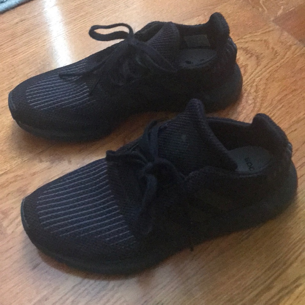 Swift running shoes adidas.
